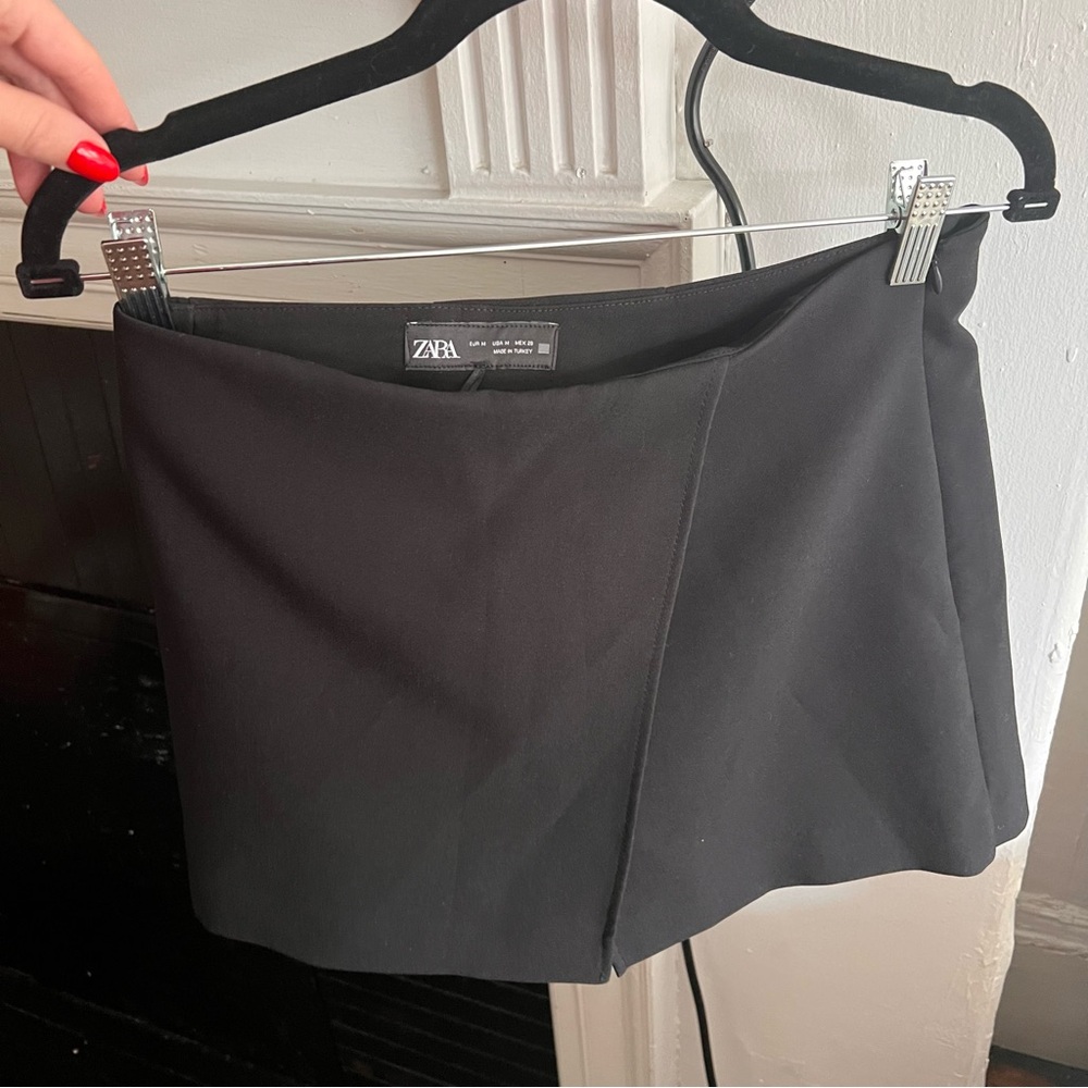 Zara Black Skort